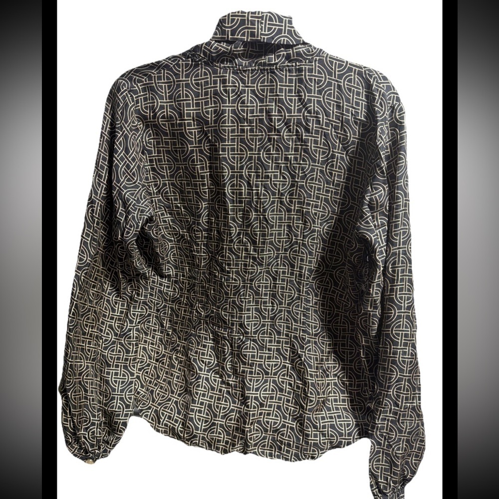 Elizabeth McKay 100% silk Geo print popover blouse, Black And Tan * Size 12* O-8 - Picture 2 of 9